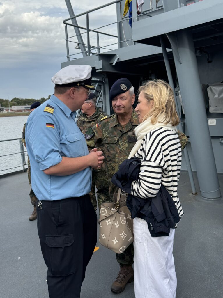 Besprechung mit Inspekteur